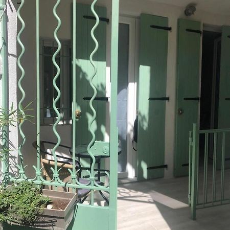Vieil Antibes, Ravissant 2P Avec Petite Terrasse Apartman Kültér fotó