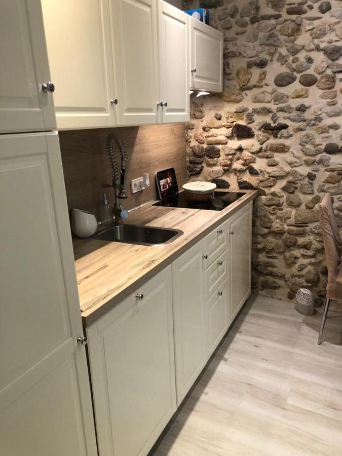 Vieil Antibes, Ravissant 2P Avec Petite Terrasse Apartman Kültér fotó